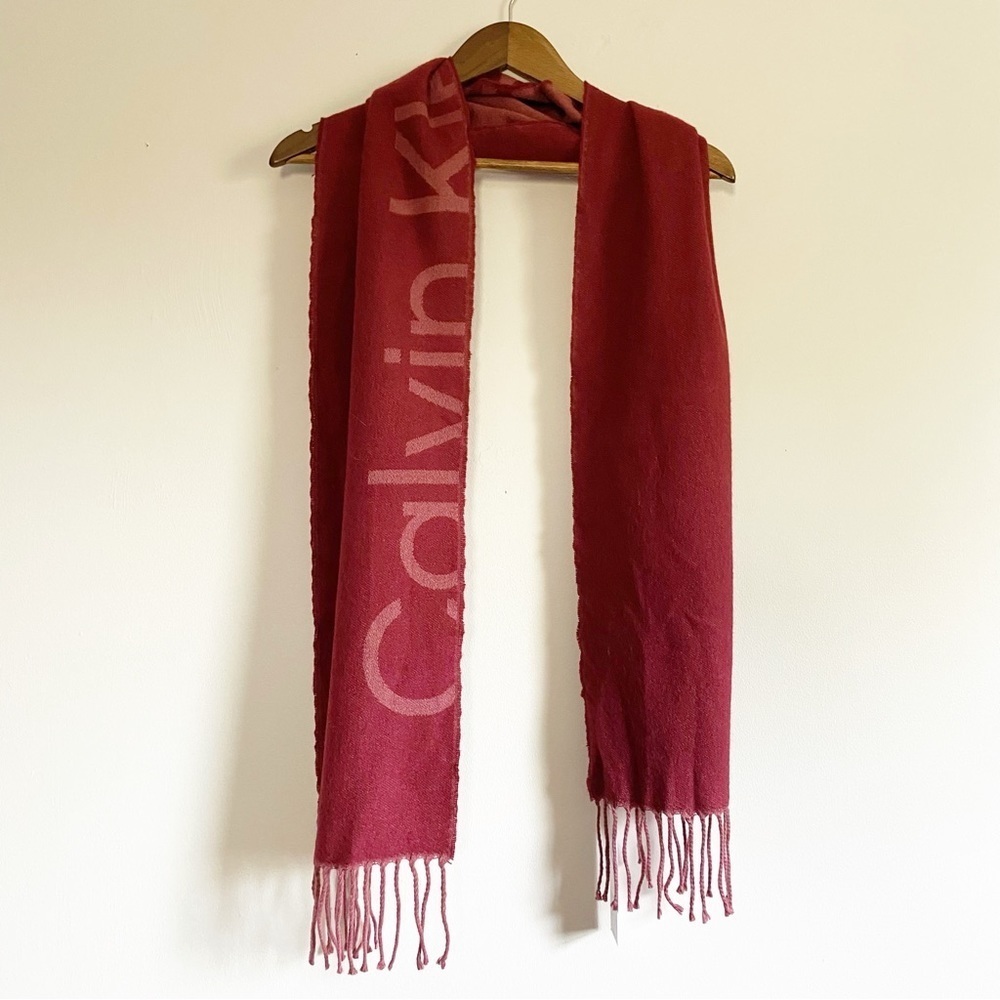 NWT Calvin Klein Rosewood Logo Scarf